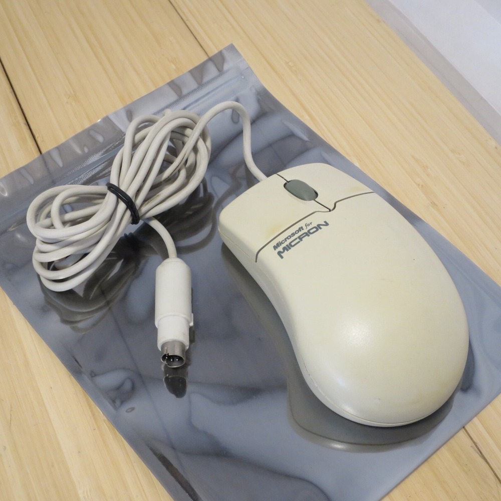 Microsoft Intellimouse 1.1A PS2 2-Button‎ Mouse with Scroll Wheel - Tested 11